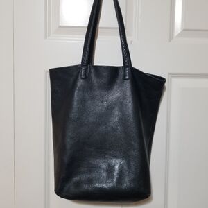 EUC Baggu Milled Leather Tote Shopper